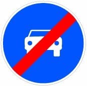 Señal R-507: fin de calzada obligatoria para automóviles (excepto motos de 2 ruedas)