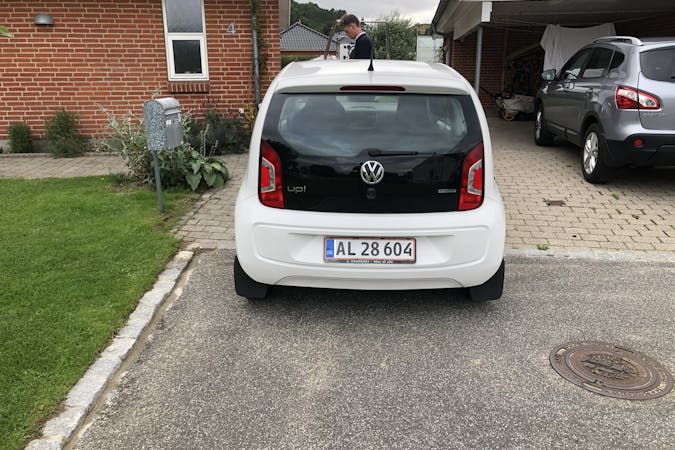 Billig billeje af Volkswagen UP! nær 9900 Frederikshavn.