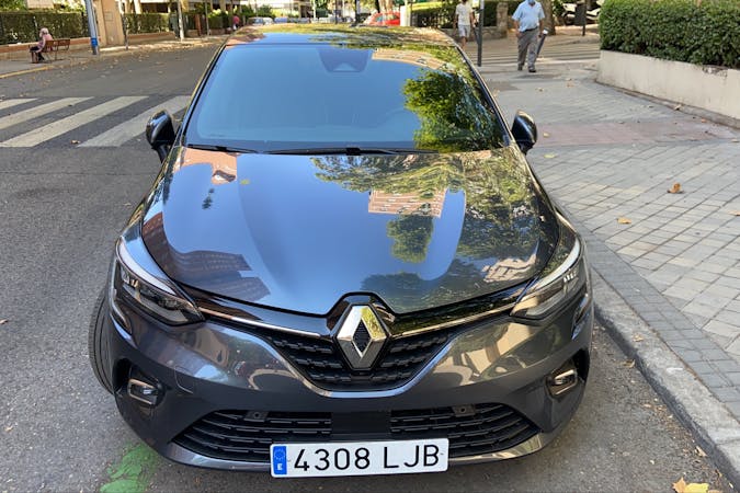 Alquiler barato de Renault Clio cerca de 28003 Madrid.