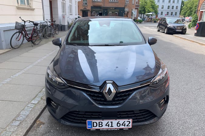 Billig billeje af Renault Clio med Isofix beslag nær 8000 Aarhus.