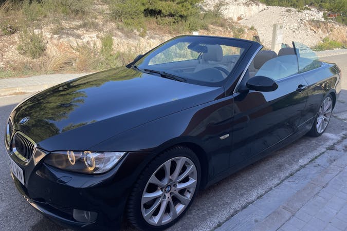 Alquiler barato de BMW 3 Series con equipamiento Navegación GPS cerca de 46171 Casinos.